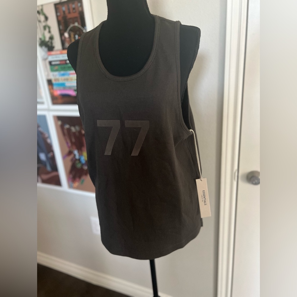 Off black Essentials FOG Tank